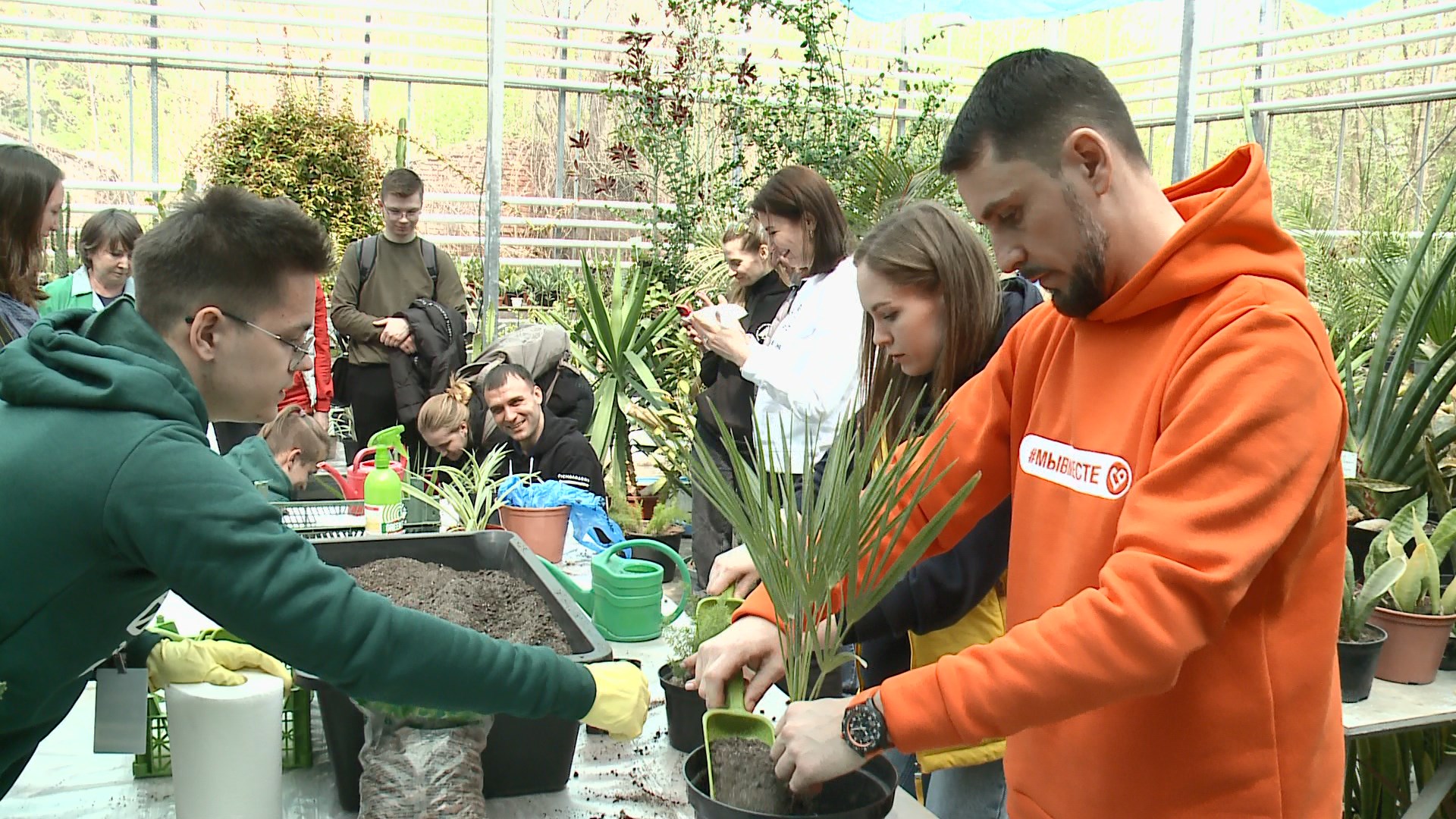 «Экопоколение»: в Ростове прошел фестиваль-субботник для волонтерства