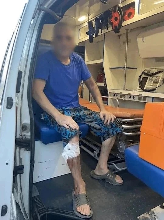 В Ростовской области мужчина разбил топором дверь храма