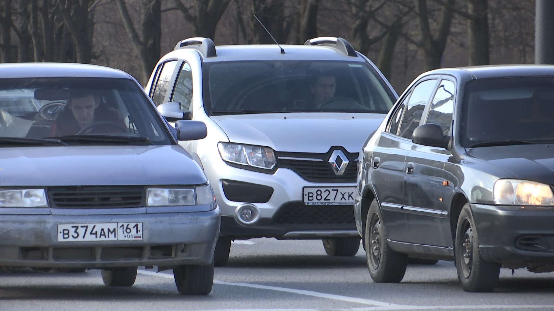 На восьми улицах Ростова запретят остановку транспорта