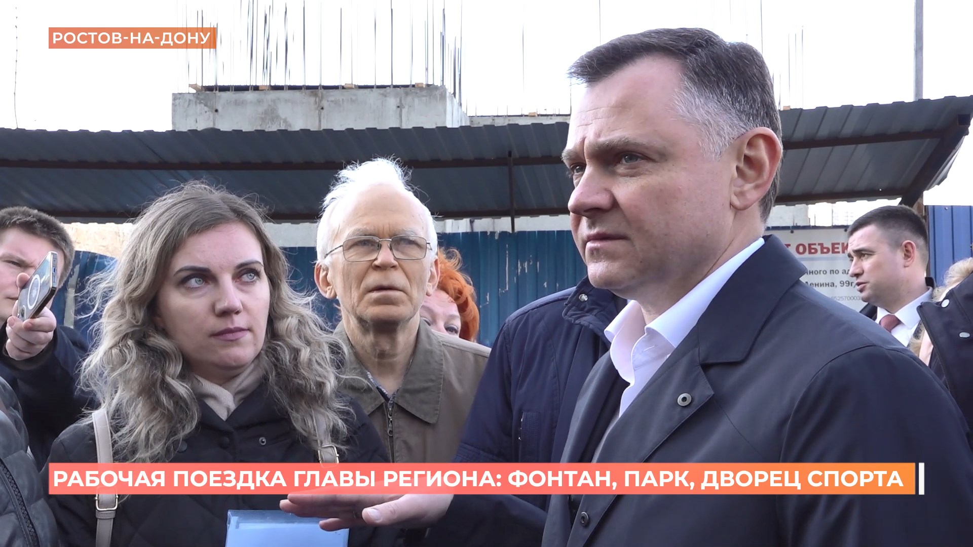 Остановить строительство на площади Ленина и вернуть на это место фонтан поручил Юрий Слюсарь